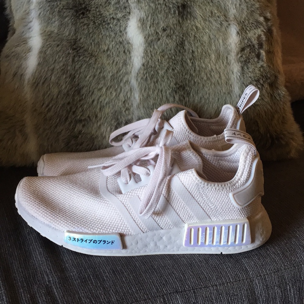 Rare! Adidas Women’s NMD R1